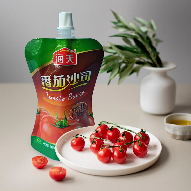 Korkeasti tiivistävä kastikkeen suutinpussi